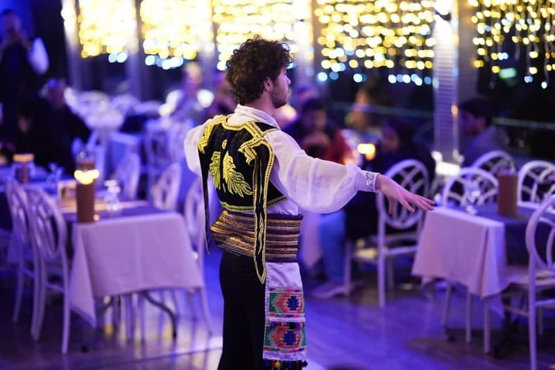 Bosphorus Dinner Cruise w/ Unlimited Drinks & Entertainment - Key Points