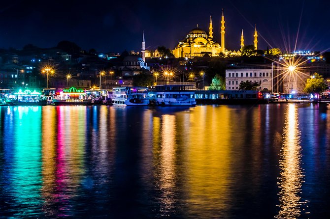 Bosphorus Dinner Cruise with Live Performance - The Boat and Comfort Level