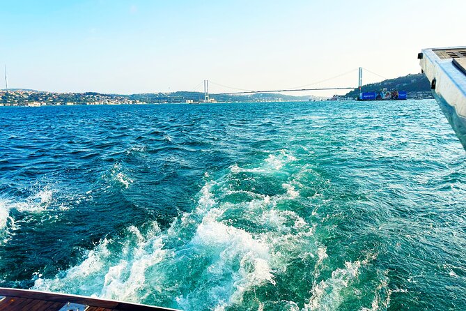 Bosphorus & Golden Horn: Sunset Yacht Cruise with Expert Guide - The Maiden’s Tower and Its Romantic Legend