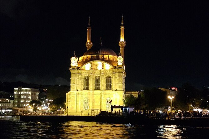 Bosphorus Night Cruise with Luxury Yacht - Discover the Luxury Bosphorus Night Cruise in Istanbul