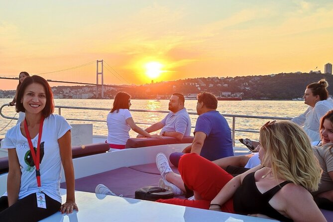 Bosphorus Sunset Cruise on Deluxe Yacht in Istanbul - Practical Tips for Booking and Participating