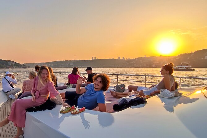 Bosphorus Sunset Cruise on Luxury Yacht - The Rumeli Fortress and Its Military Significance