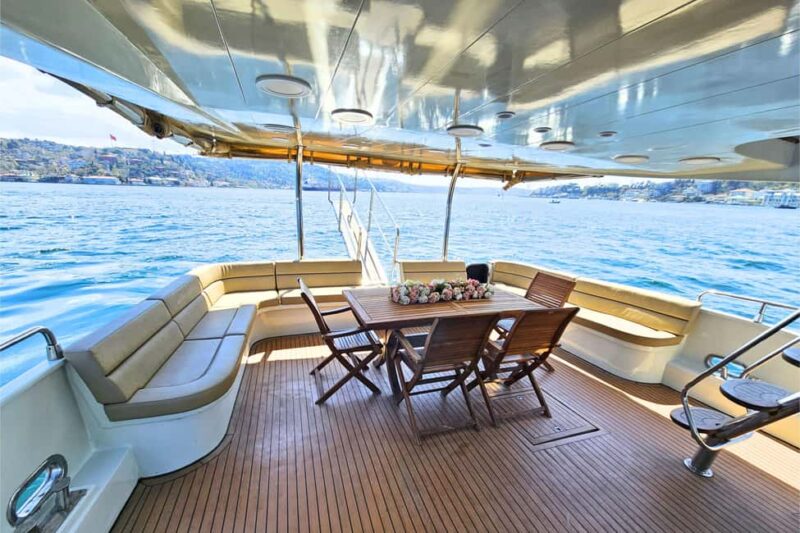 Bosphorus: Sunset Yacht Cruise with Private Yacht - Pacing and Practical Considerations