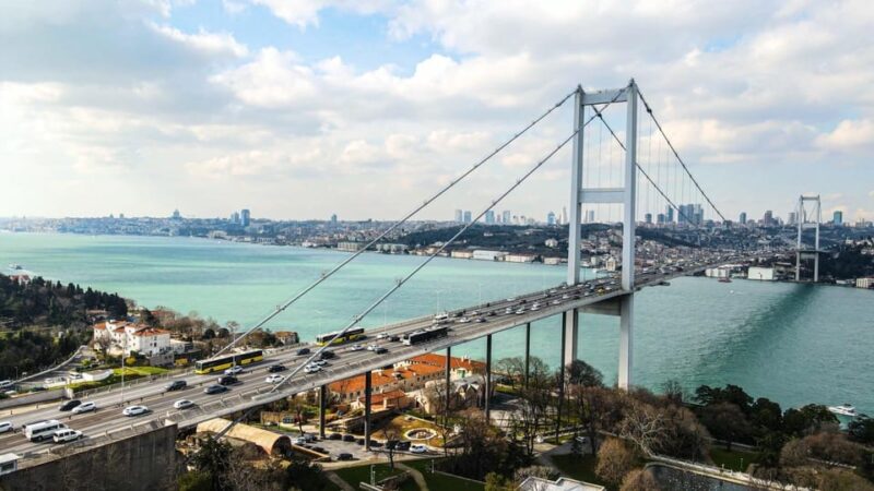 Bosphorus Tour in the Heart of Istanbul - The European and Asian Sides: A City in Harmony