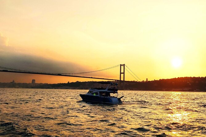 Bosphorus Yacht Cruise at Sunset with Snacks - Key Points