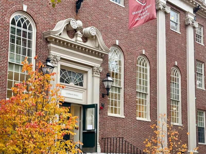 Boston: Beacon Hill, Freedom Trail, Harvard - Walking Tour in French - Practical Details: Meeting Point and Group Experience