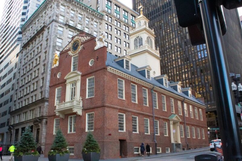 Boston: City History and Highlights Audio App Walking Tour - Walking Through Boston’s North End and Colonial Roots