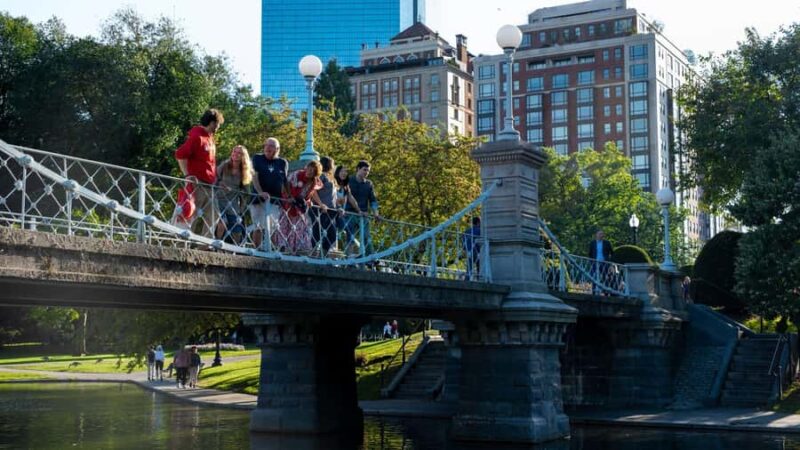 Boston: Freedom Trail to Beacon Hill Walking Tour - Visiting the Historic Burial Grounds