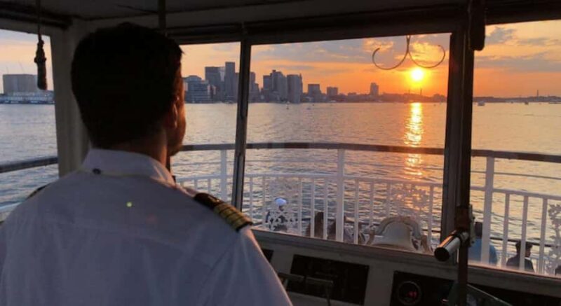 Boston Harbor: Full Moon Cruise with Champagne Option - Key Points