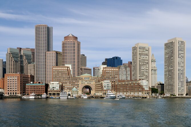 Boston Harborwalk and Tea Party Self-Guided Audio Walking Tour - Rowes Wharf and the Smugglers Legacy