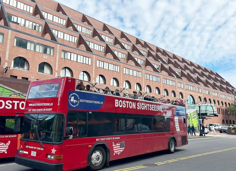 Boston: Hop-On Hop-Off All Day Boston Sightseeing Tour - Key Points