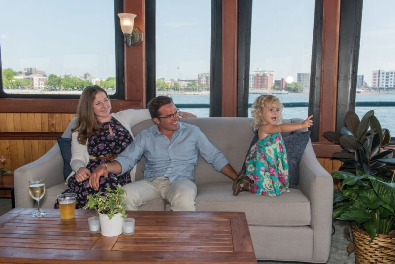 Boston: New England Harbor Cruise - Main Sights Visible on the Harbor Cruise