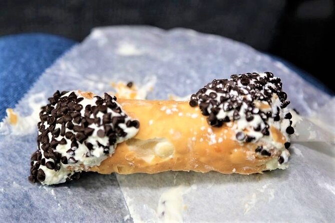 Boston Pizza Lovers Food & History Walking Food Tour - The Sweet Finale: Modern Pastry’s Cannoli