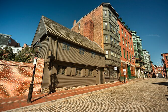 Boston Revolutionary Walking/Boat Tour; 1 if by Land, 2 if by Sea - Visiting Historic Sites Along the Freedom Trail