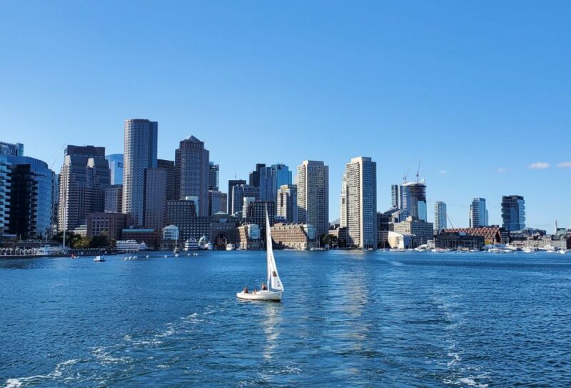 Boston: Scenic Harbor Cruise (Dog-Friendly) - Enjoy Snacks and Drinks Onboard