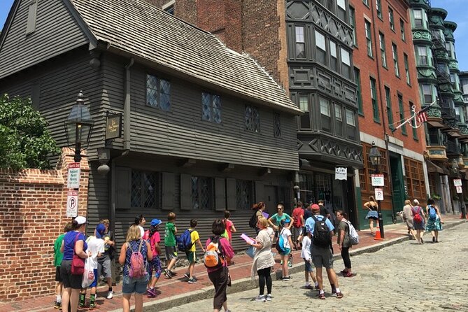 Boston Seafood Lovers Food & History Walking Tour - Sightseeing Along Boston’s Harborwalk