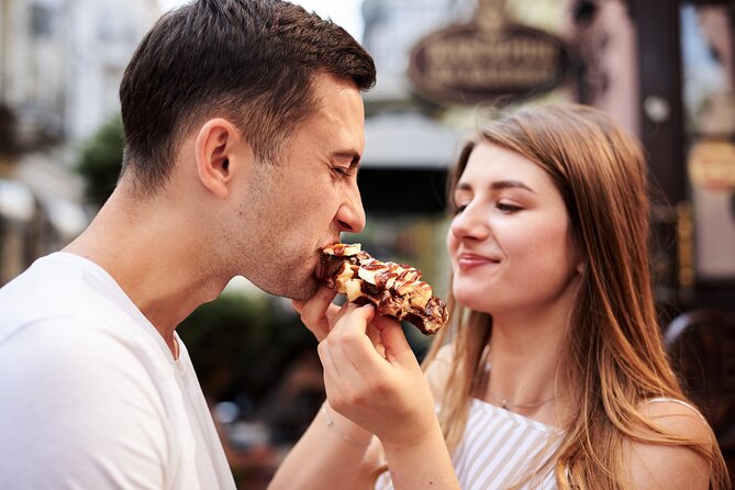 Boston Seafood Lovers Food & History Walking Tour - Discovering Boston’s Oldest Building at the Old State House