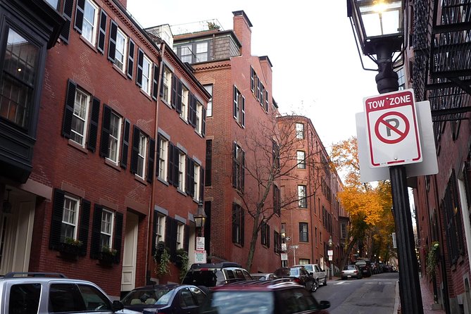 Boston Sightseeing Tour - a fully-narrated driving tour - Logistics, Comfort, and Accessibility