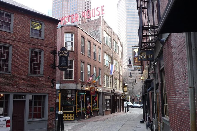 Boston Sightseeing Tour - a fully-narrated driving tour - Tour Route and Pacing Considerations