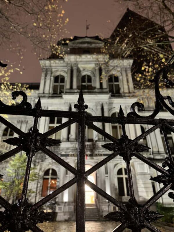 Boston: Spirits Of The Dead walking ghost tour - Starting Point: Crocs at Faneuil Hall Marketplace
