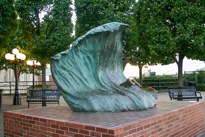 Boston to Newport Small-Group Day Trip with Breakers & Marble House Admission - Additional Attractions: Tennis and Cliff Walk