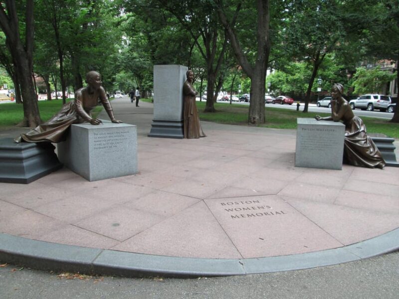 Boston: Votes for Women History Tour of Back Bay - Visiting Boston Landmarks with Womens Rights Significance