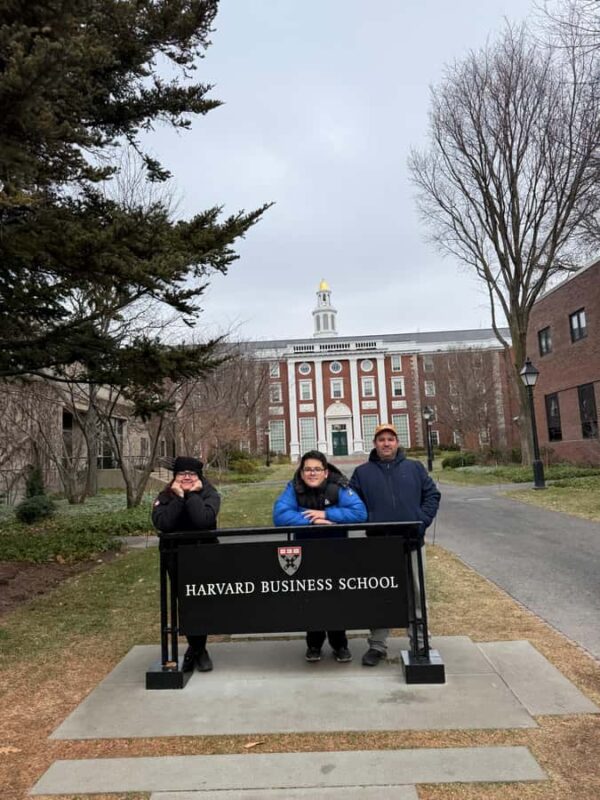 Boston with Harvard: Walking Tour in Portuguese - Practical Details: Meeting Point, Accessibility, and Flexibility