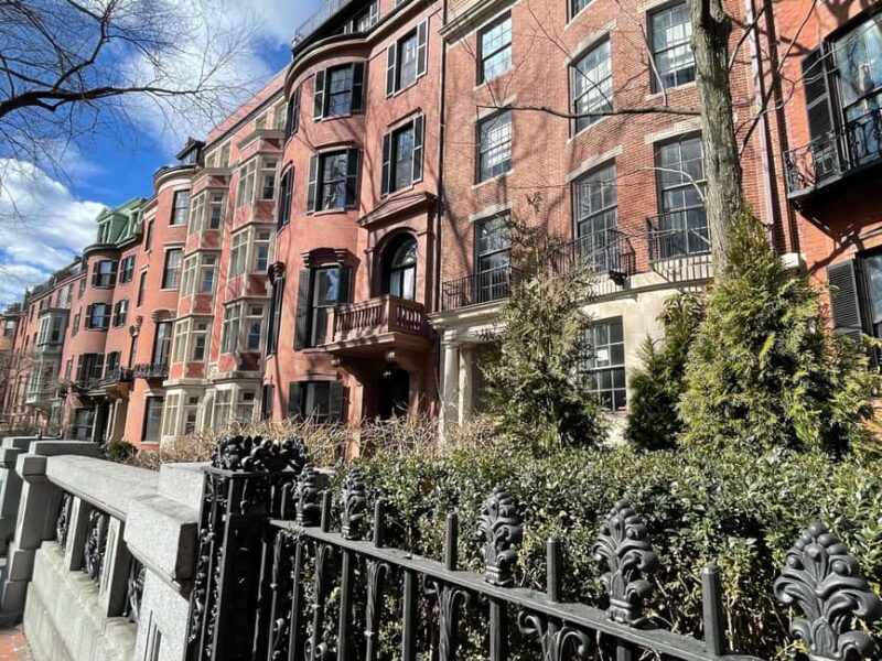 Boston's Beacon Hill: Small Group or Private Walking Tour - Combining the Tour with Nearby Dining and Attractions