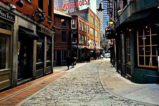 Boston's Best Freedom Trail Walking Tour - Visiting the Old South Meeting House and Old State House