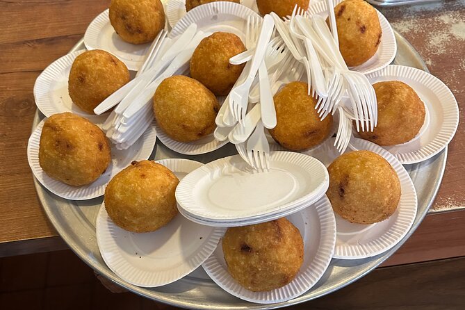 Bostons Politically Incorrect North End Food tour - What to Expect During the Tour