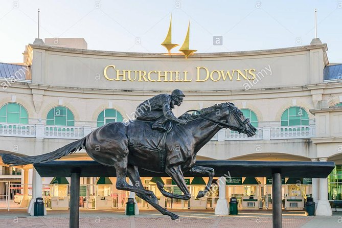 Bourbon & Derby: Makers Mark OR Buffalo trace + Churchill Down - From the Louisville Hotel to Churchill Downs