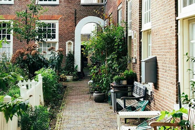 Boutique Amsterdam Food Tour - private and shared tour options - The Cultural Significance of Dutch Food