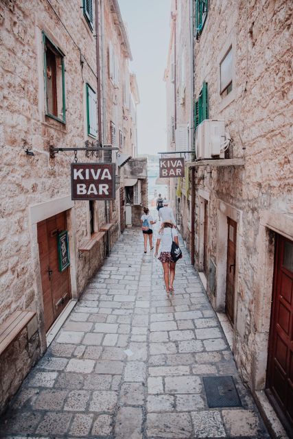 Bra & Hvar private tour - Exploring Historic Hvar Town with Cultural Sights