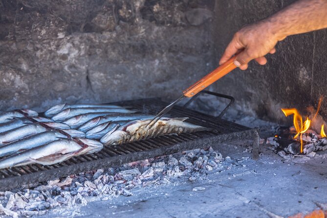 Brac, Hvar, & Solta Day Trip: Snorkeling, Wine & Lunch from Split - Hvars Historic Charm and Gourmet Lunch