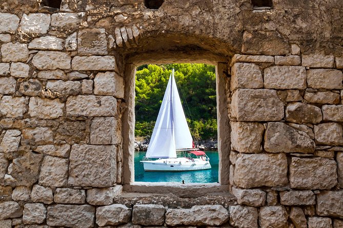 Brac Island One-Day Trip with the Sailboat Nana - Private Tour - Culinary Experience: Homemade Lunch and Local Drinks