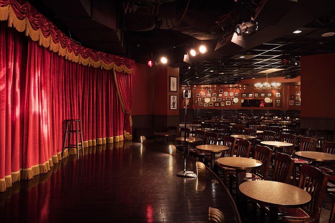 Brad Garrett's Comedy Club at MGM Grand Hotel and Casino - Food, Drinks, and Service at the Venue