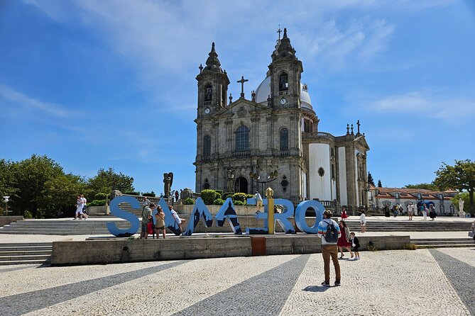 Braga and Guimarães from Porto with limited small group - Concluding the Heritage Tour at Guimarães’ Old Town