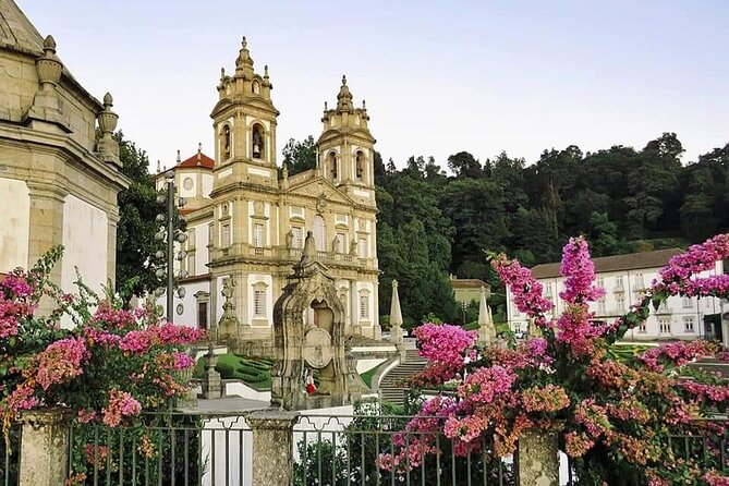 BRAGA AND GUIMARÃES: Private Historic Tour from Porto - Visiting the Iconic Bom Jesus Sanctuary and Its Majestic Staircase