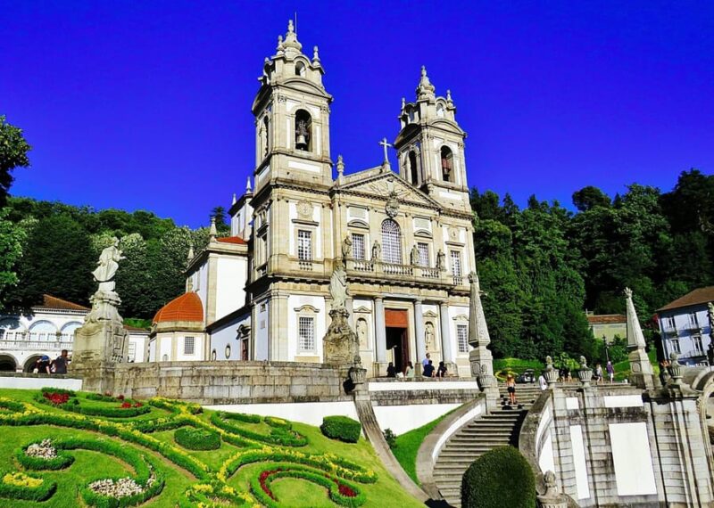 BRAGA E GUIMARÃES: Historical Private Tour from Porto - Braga’s Cathedral and City Center Stroll