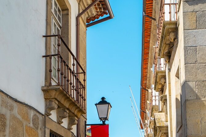 Braga/Guimarães: 1 Day with Lunch + farm and wine tasting - Personalization and Flexibility in the Tour Experience