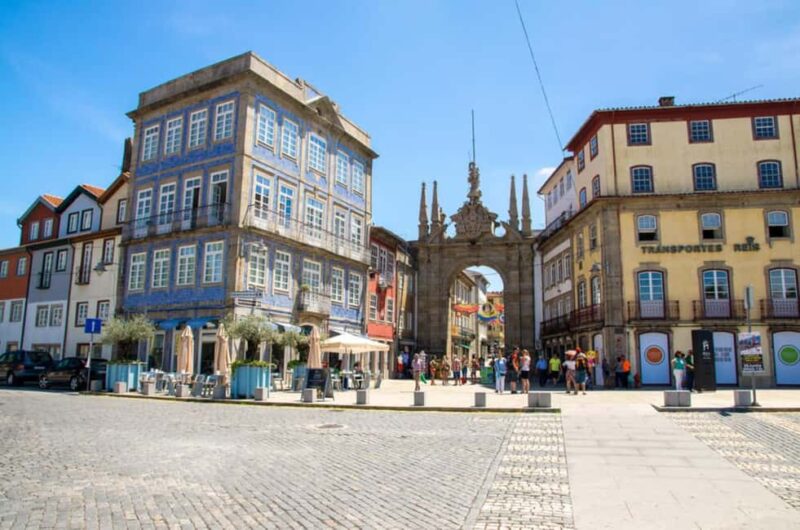 Braga & Guimarães day tour from Porto - Logistics, Group Size, and Practical Tips