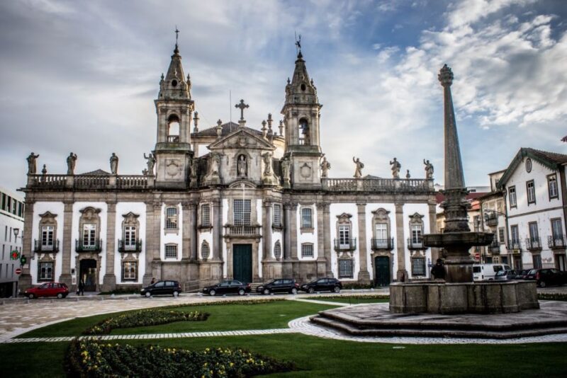 Braga & Guimarães Tour Customizable Experience - Culinary Delights: Tasting the Minho Region