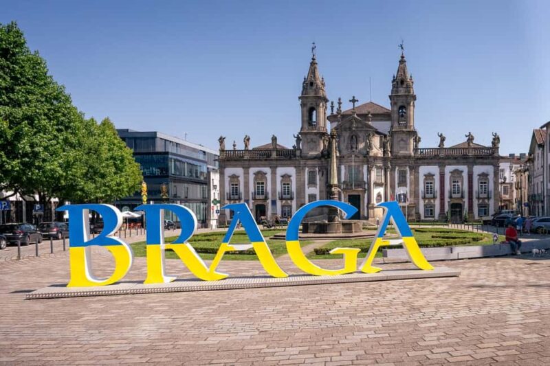 Braga: Private & Flexible Walking Tour in Historic Center - Starting Point at Campo das Hortas Square and Porta Nova Arch