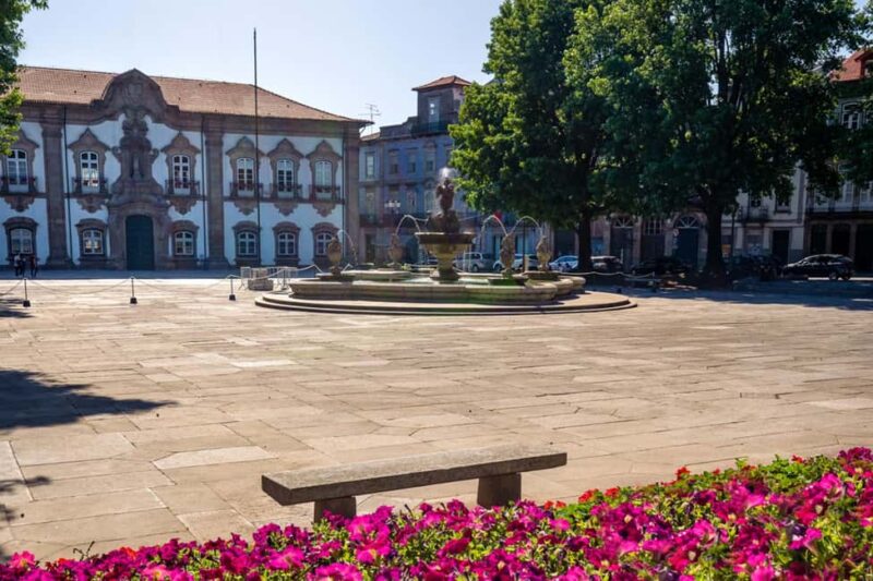 Braga: Private & Flexible Walking Tour in Historic Center - Value and Overall Experience