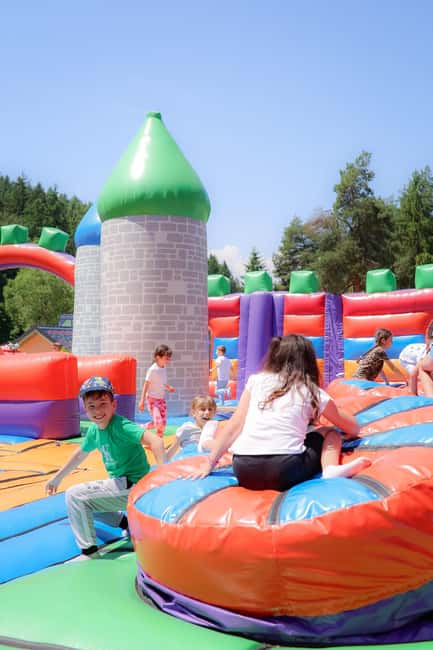 Bran Castle and Magic Park Day Trip with Transportation - The Spectacular Decorations and Themed Activities at Magic Park