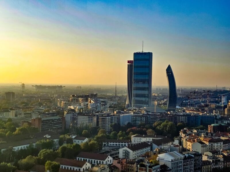 Branca Tower and Sforza Castle Guided Tour - Key Points