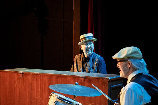 Branson Comedy Bash Dinner Show - Bransons Best Comedy - How the Branson Comedy Bash Differs From Other Shows