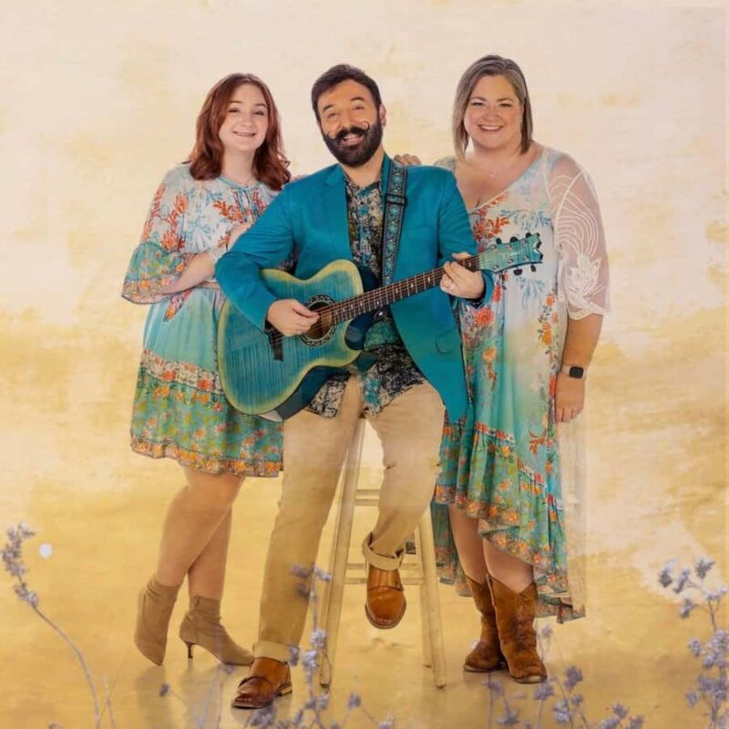 Branson: Southern Gospel Sundays at Americana Theatre - The Frosts: Family Harmonies and Original Songs