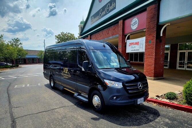 Branson VIP Wine Tasting and Dinner Tour - Expert Guide and Personal Narration