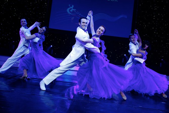 Branson's Christmas Wonderland - What makes Christmas Wonderland in Branson stand out?